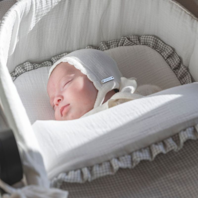 Habillage couffin Moïse Little Bloom Fleurs Gris TOG 2,5 Pasito a pasito Ambiance 6