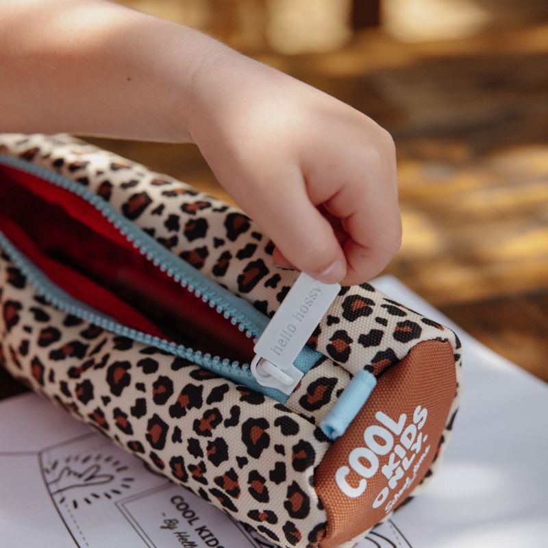 Trousse scolaire ronde Léopard Hello Hossy Ambiance 7