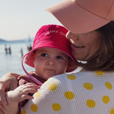 Bob enfant réversible Drama Queen rose (1-2 ans)