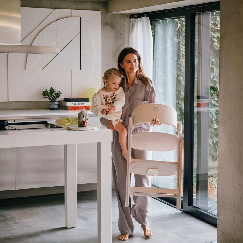 Chaise haute évolutive Click&Fold All Natural Dark Cybex Ambiance 3