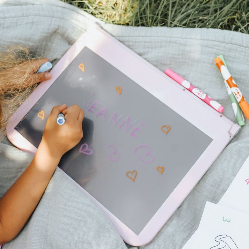 Tablette lumineuse KIDYDRAW-PRO FASHION (5 ans et+) KIDYWOLF Ambiance 2