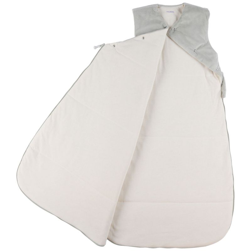 Gigoteuse vert sauge brodée en Veloudoux (100 cm) Noukie's Produit 3