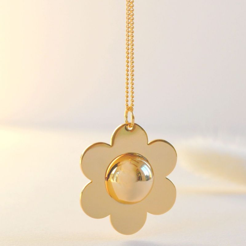 Bola de grossesse Pâquerette chaîne (or jaune 18 carats) Pleine Lune Ambiance 4