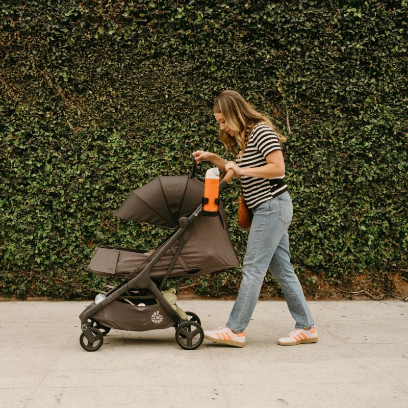 Poussette Metro 3 Deluxe Jet Black Ergobaby Ambiance 8