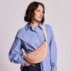 Sac banane Andrea Tressage Corail Hindbag Ambiance 2