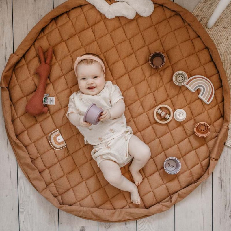 Tapis de jeu 2 en 1 Noomad Organic Soft Tany Brown Play&Go Ambiance 2