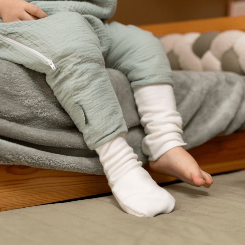 Gigoteuse à pieds réversible  vert d'eau 4 saisons avec chaussettes (2-3 ans) Les petites billes Ambiance 2
