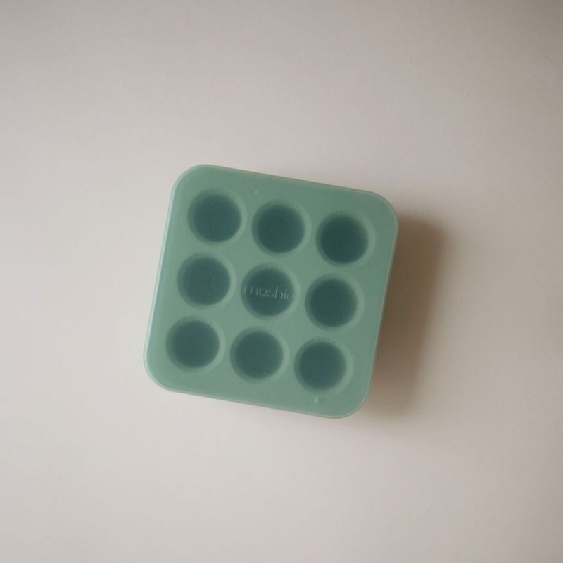 Coffret d'initiation au repas Fresh Food Cambridge Blue (5 pièces) Mushie Ambiance 4