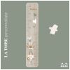 Toise en bois Lapin doudou sauge personnalisable Charlie et Suzie Ambiance 3