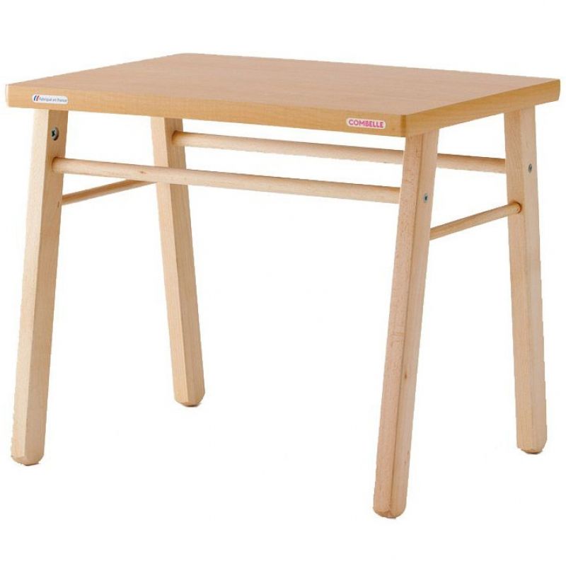 Table d'enfant en bois massif Gabriel vernis naturel Combelle Produit 1 grande taille