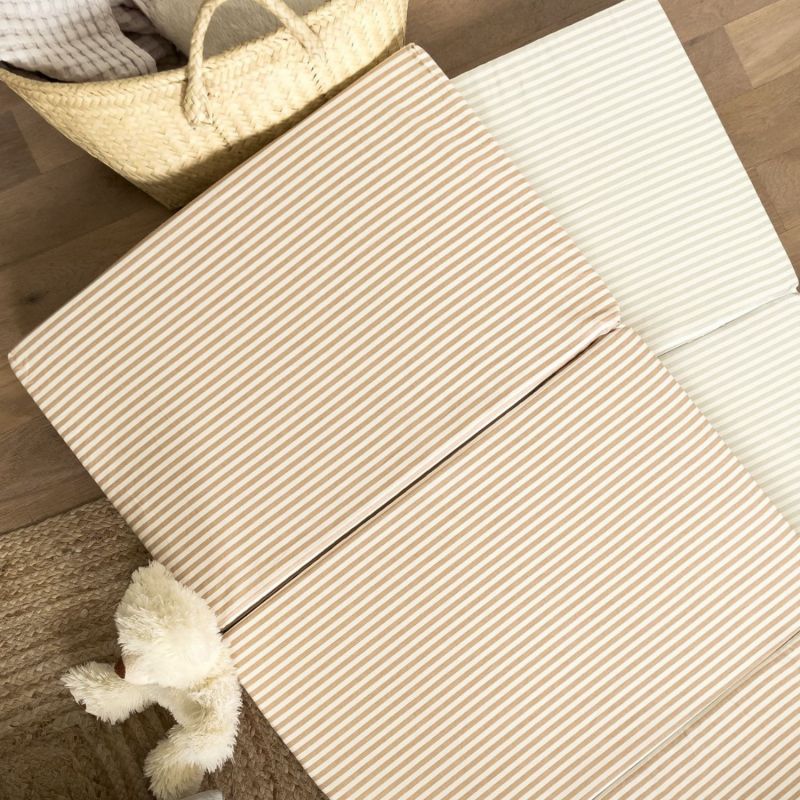 Matelas de voyage pliant rayé Ambre (60 x 120 cm) Kadolis Ambiance 3