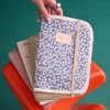 Protège-carnet de santé A5 Poema Opera Green sakura Nobodinoz Ambiance 3