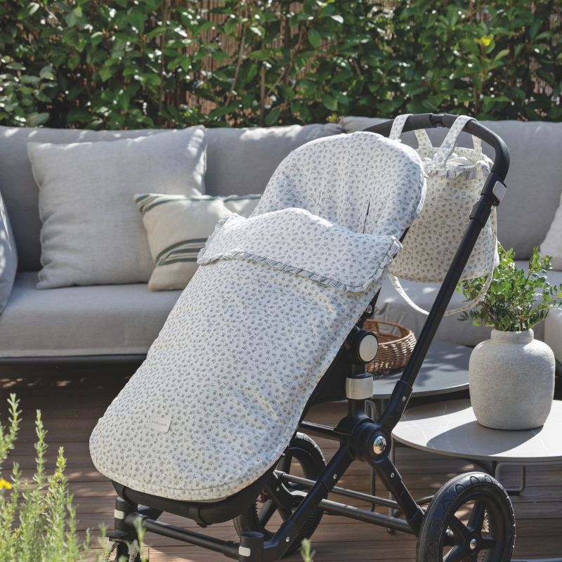 Chancelière mi-saison Little Bloom Fleurs Gris (TOG 2,5) Pasito a pasito Ambiance 2