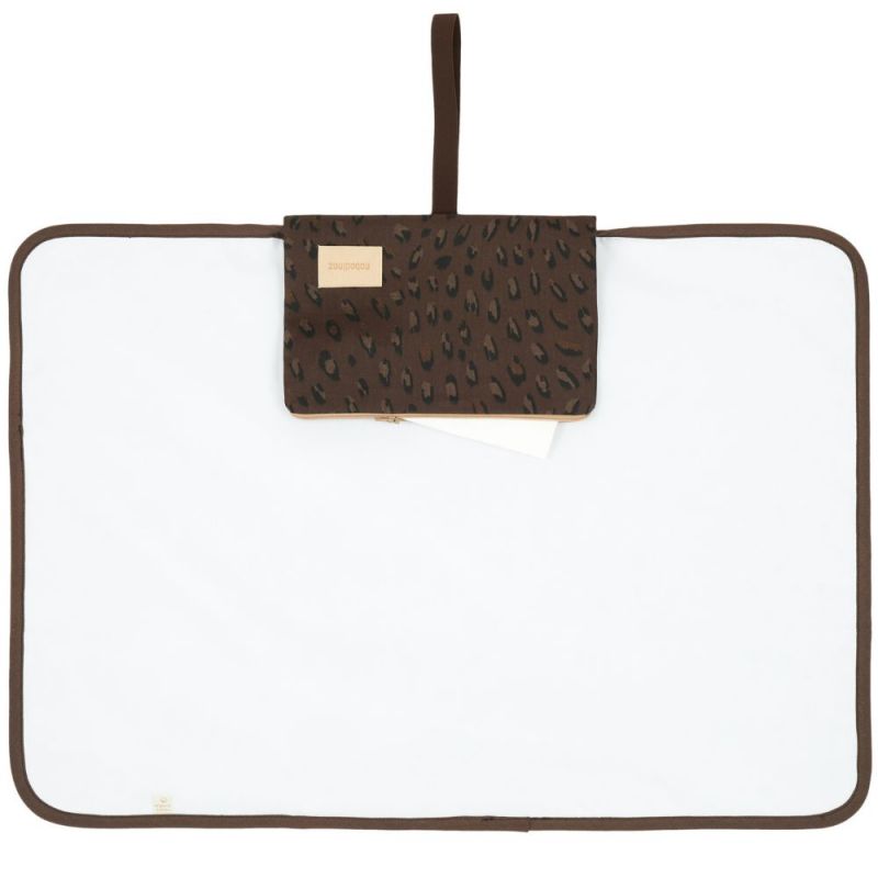 Tapis à langer imperméable Hyde Park Léonie Brown Nobodinoz Produit 2