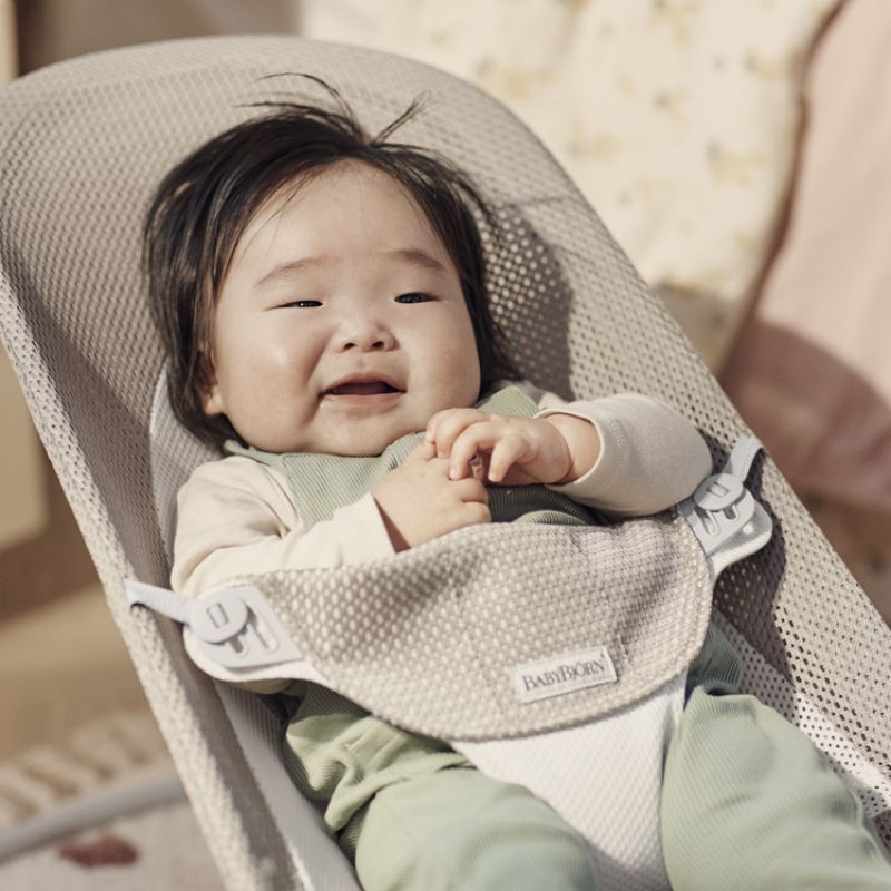Transat Balance Soft Mesh 3D Beige et gris - Reconditionné BabyBjörn Produit 4
