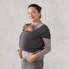 Echarpe de portage Aura Knit Soft Black Ergobaby Ambiance 3