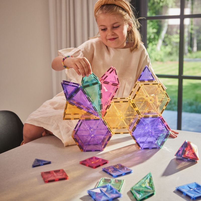 Kit de construction magnétique Géométrique Pastel (45 pièces) Cleverclixx Ambiance 7