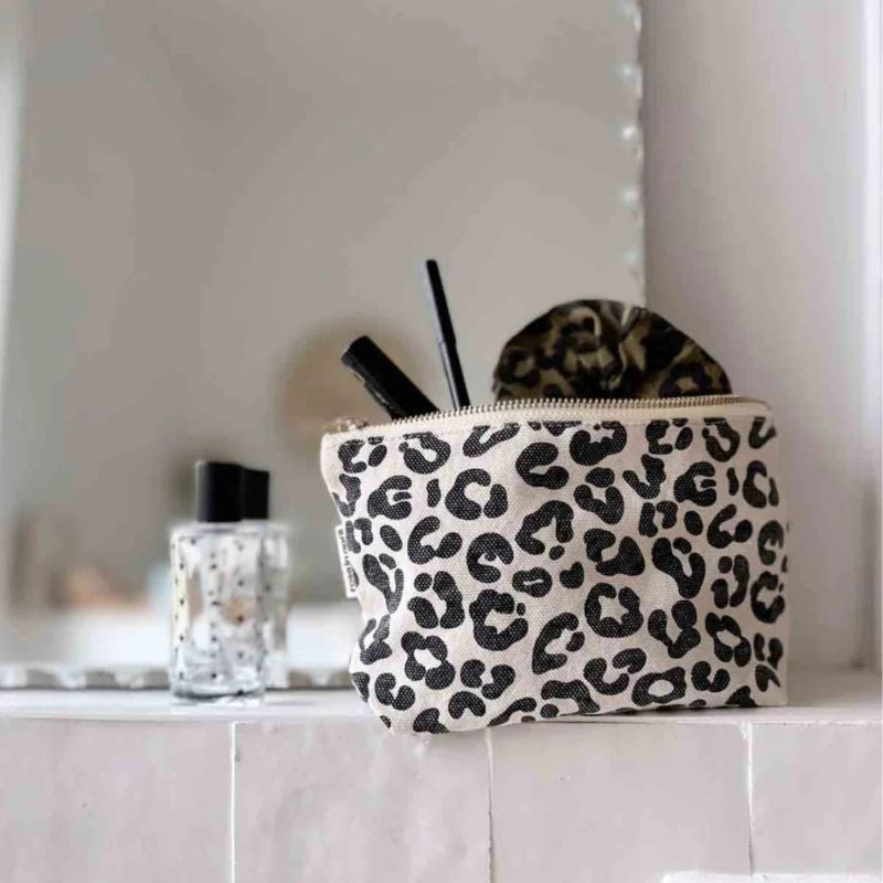 Pochette Sofia Graou Greige Rose in April Ambiance 2