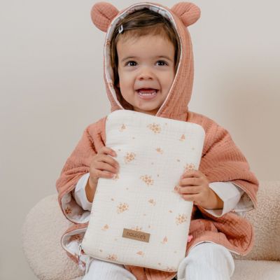 Protège carnet de santé en mousseline bio Fleurs d'antan