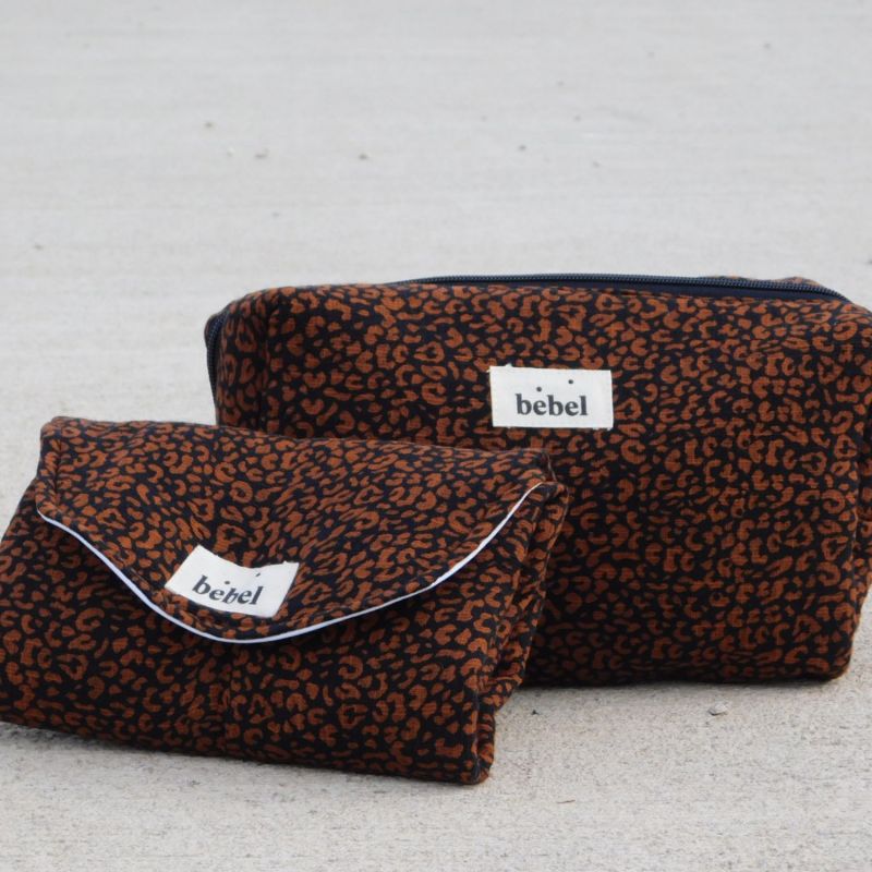 Trousse de toilette Léopard noir BEBEL Ambiance 4