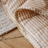 Sac de couchage en coton bio Rayé Ambre (70 x 130 cm) Kadolis Ambiance 4