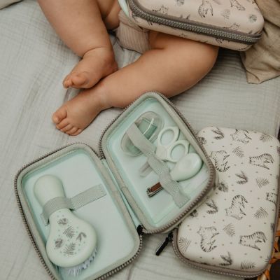 Trousse de soin bébé, set 10 accessoires Vert