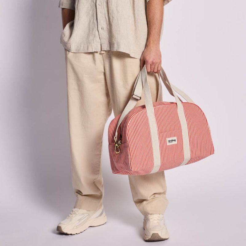 Sac à langer Charlie Rayures Fines Rouge Hindbag Ambiance 5