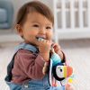 Doudou dentition Macareux Infantino Ambiance 3