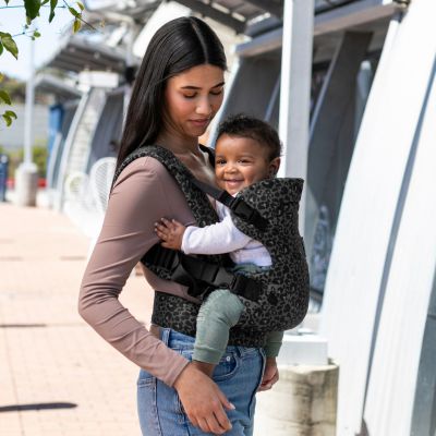 Porte bébé Flip 4 en 1 Black Leopard