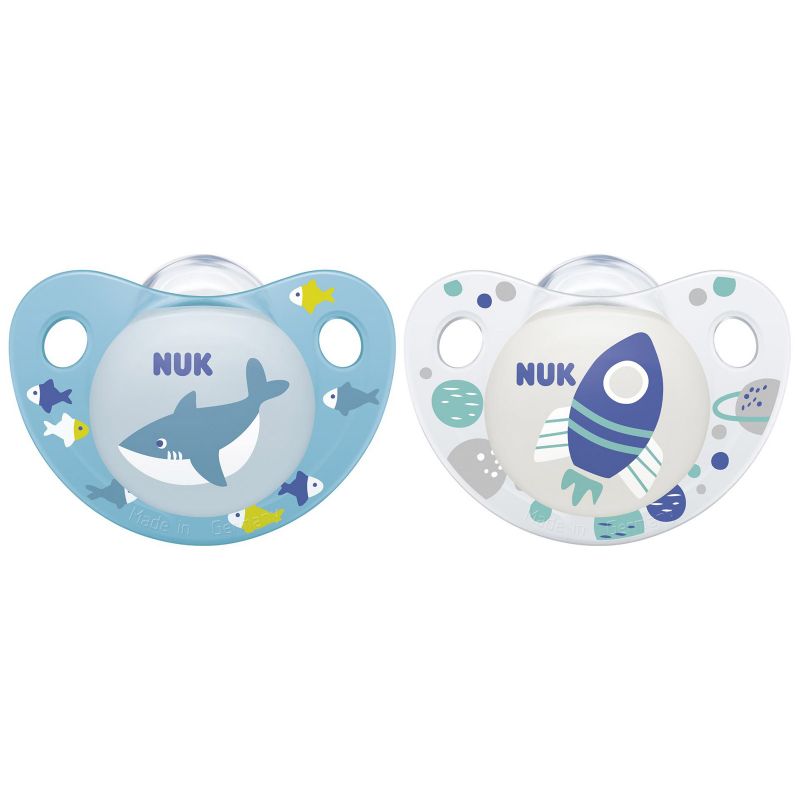 Lot de 2 sucettes physiologiques fusée et requin Trendline (0-6 mois) NUK
