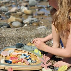Mon petit étang avec rochers en bois