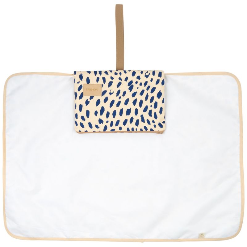 Tapis à langer imperméable Hyde Park Leonie Blue Nobodinoz Produit 2