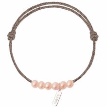 Bracelet enfant Baby little treasures cordon taupe 6 perles roses 3 mm (or blanc 750°)  par Claverin