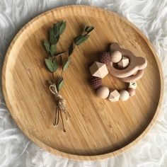 Anneau de dentition en bois Ours chocolat et vanille (personnalisable)