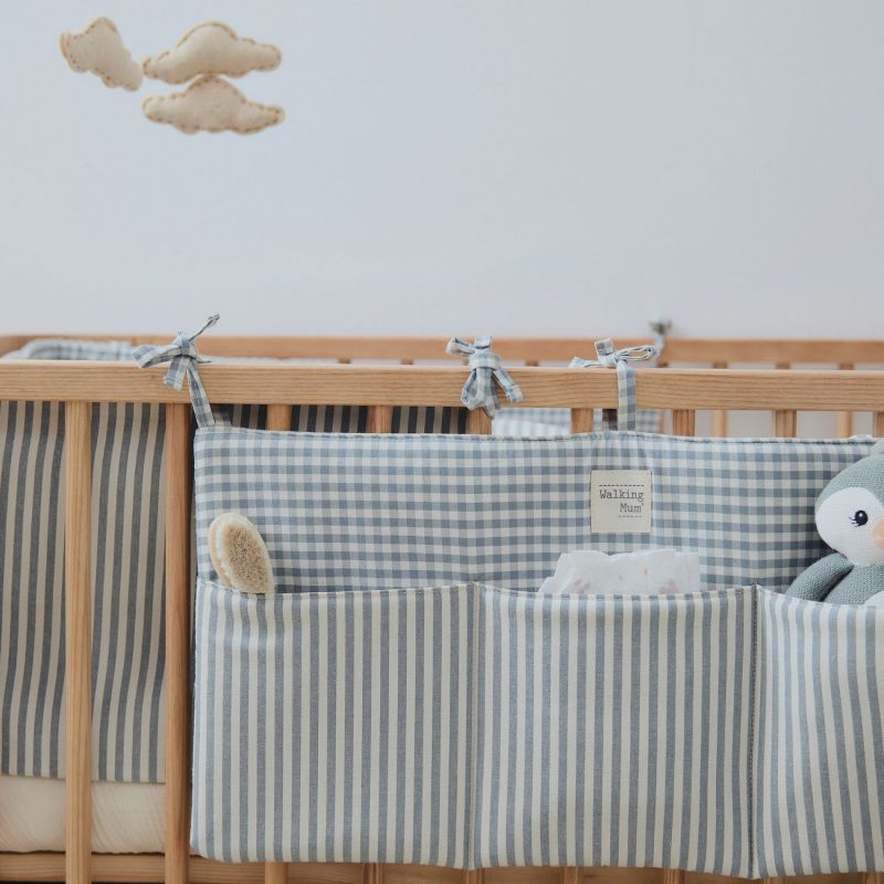 Organisateur de lit Praliné Vichy Rayures Matcha Walking Mum Ambiance 4