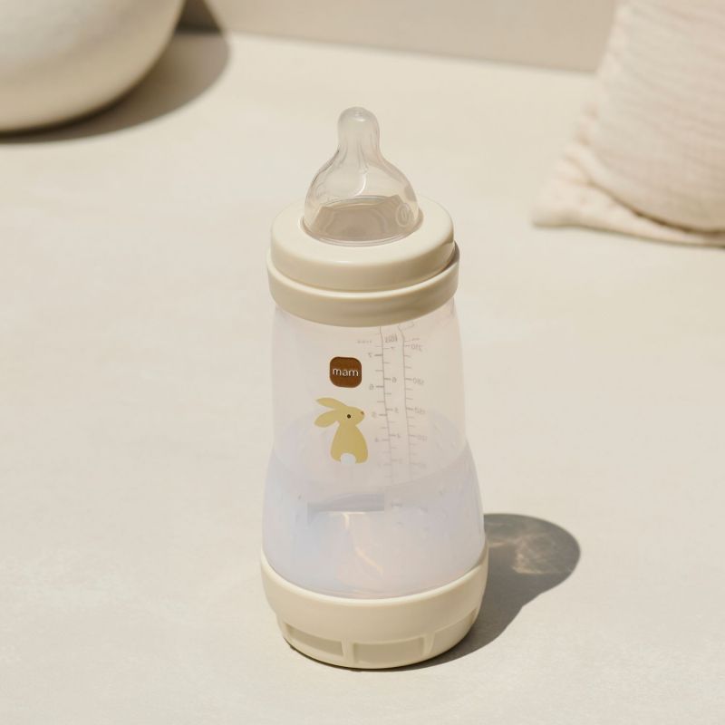2 biberons Easy Start anti-colique 260ml Lilas+Sable Tétine débit 2 MAM Ambiance 8