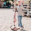 Porteur évolutif en trottinette Highwaykick 1 Rose Scoot and ride Ambiance 5