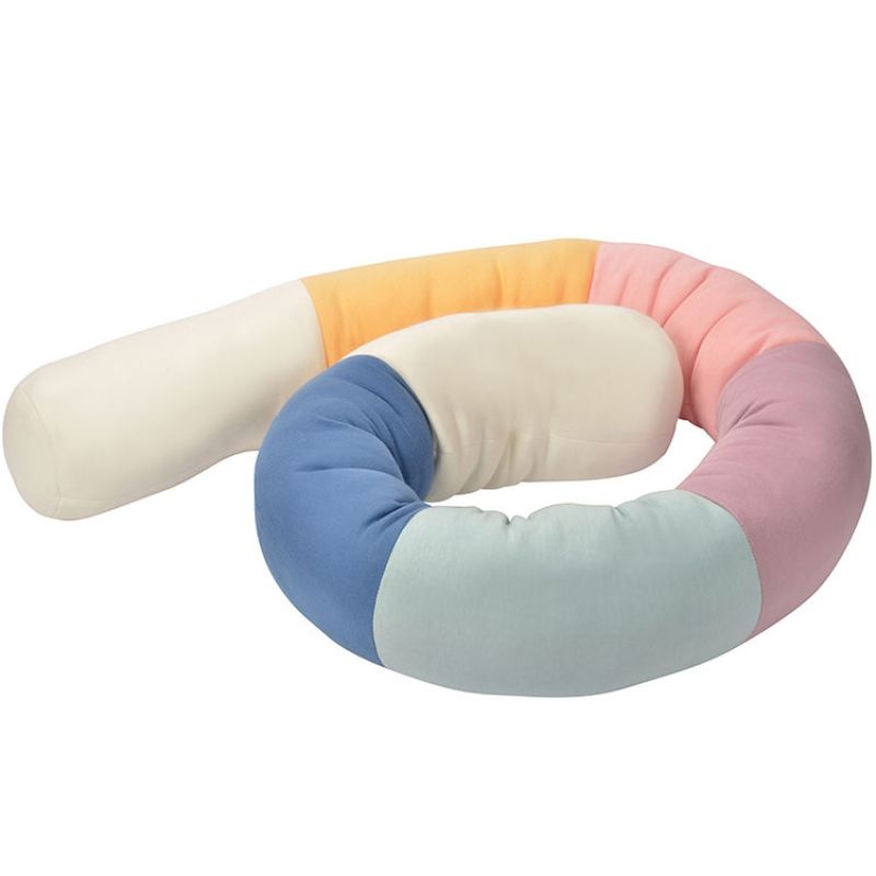 Coussin câlin Arc en ciel Kikadu