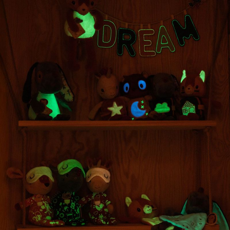 Peluche musicale phosphorescente Jules Lilliputiens Ambiance 9