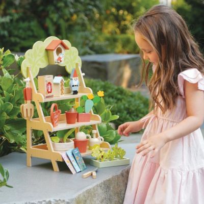 Centre de jardinage en bois