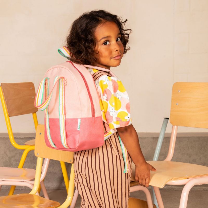 Sac à dos Rose Framboise Lilliputiens Ambiance 2