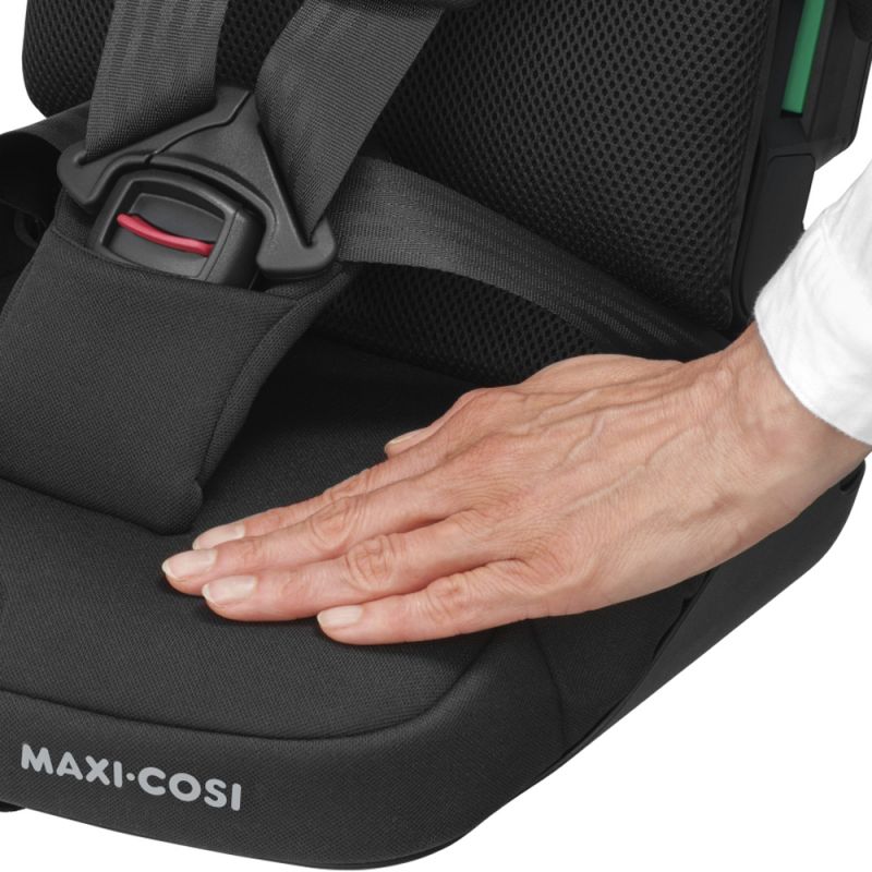 Image d'ambiance de présentation du produit Siège auto Nomad I-Size Authentic Black (groupe 1) - Maxi-Cosi