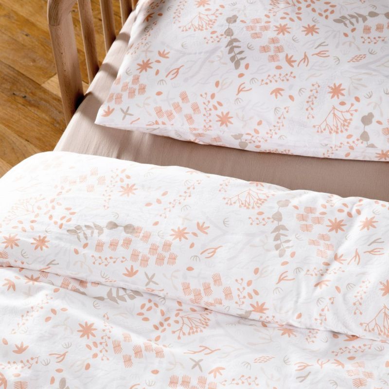 Housse de couette en coton bio Yukari Peach (75 x 120 cm) Kadolis Ambiance 2