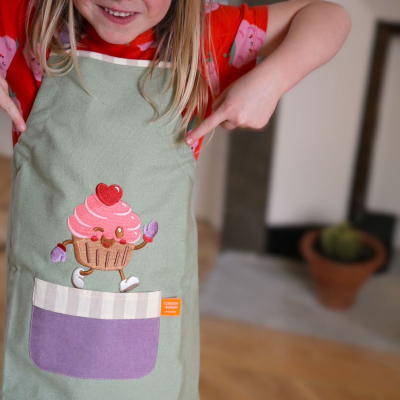Tablier Kawai Cupcake (6-12 ans) L'oiseau bateau Ambiance 6