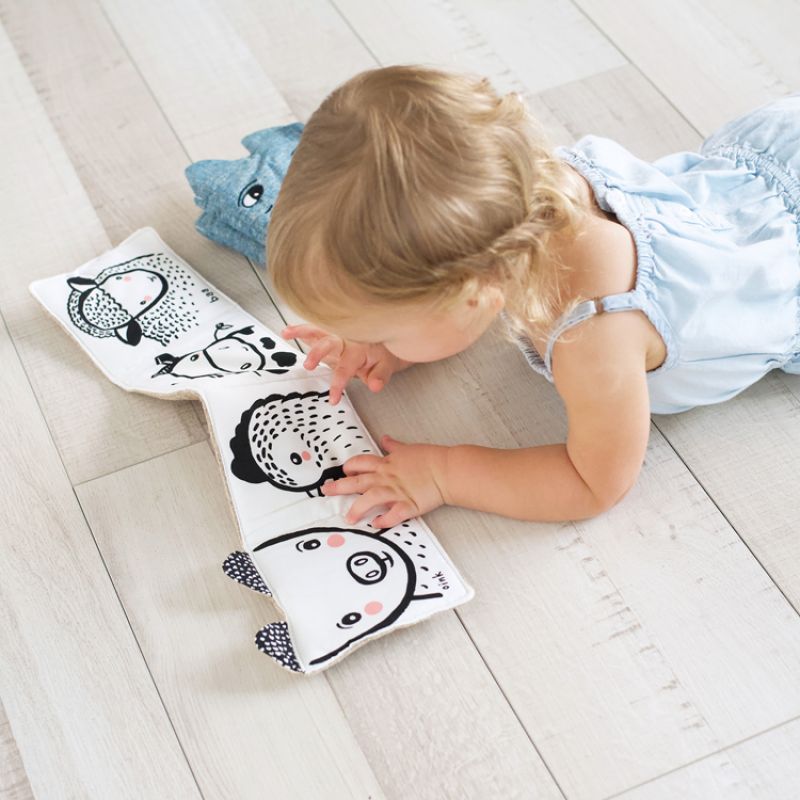 Livre bébé en tissu accordéon Ferme - Reconditionné Wee Gallery Produit 2