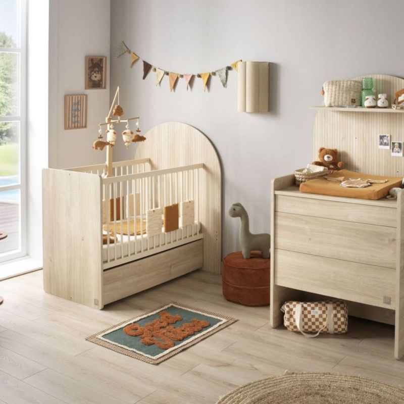 Lit bébé évolutif Arche Chêne strié (60 x 120 cm) Sauthon mobilier Ambiance 8