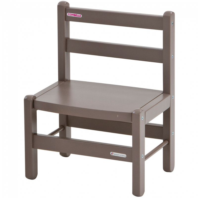 Chaise basse en bois massif laqué taupe Combelle