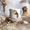 Tasse en porcelaine Panda roux (personnalisable)  par Gaëlle Duval
