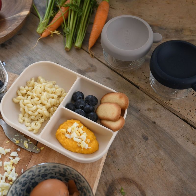 Assiette compartimentée silicone Argile Béaba Ambiance 4
