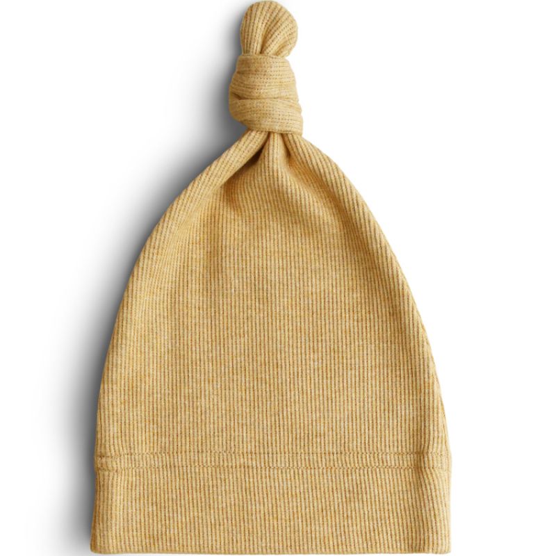 Bonnet de naissance côtelé Mustard Mushie